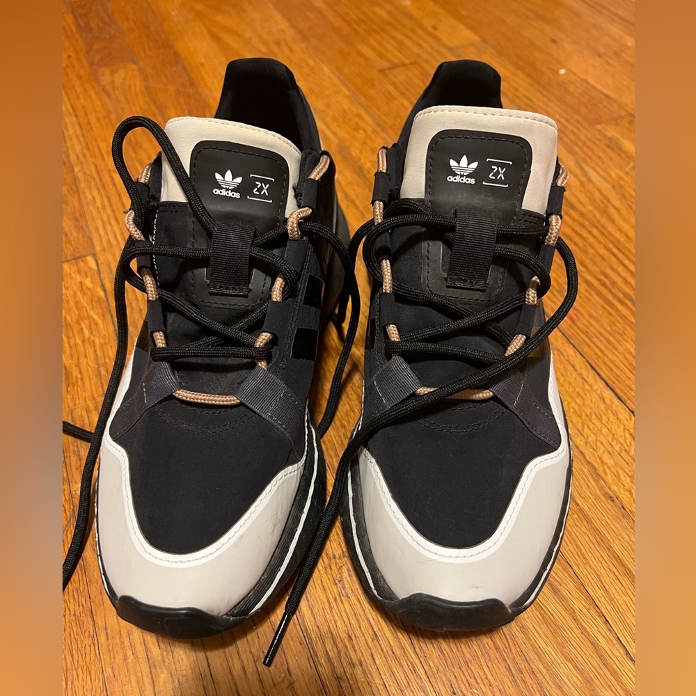 Adidas ZX 2K, big kids size 5.5, women’s size 7, never worn
